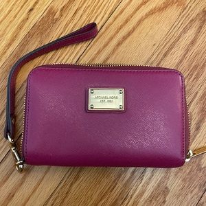 Michael Kors wristlet